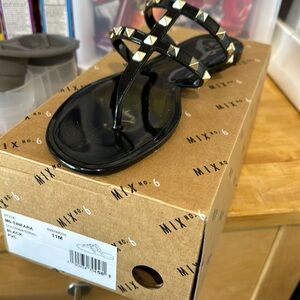 Mix no 6 black TINEARA sandal - size 11 - BRAND NEW!